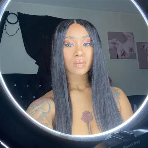 Malayiah Kai’Shae (@malayiahk) .